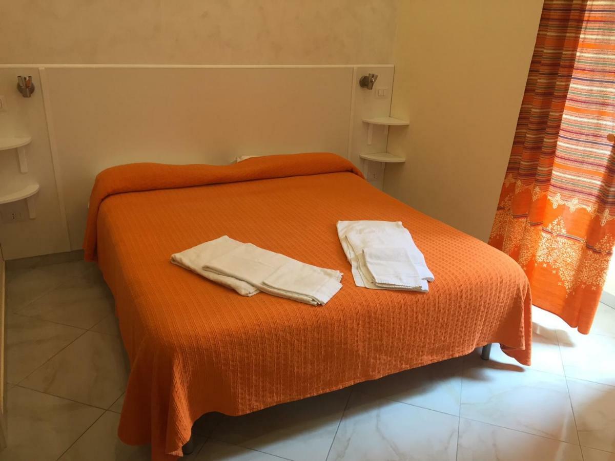 Albergo Oasi Νάπολη Εξωτερικό φωτογραφία