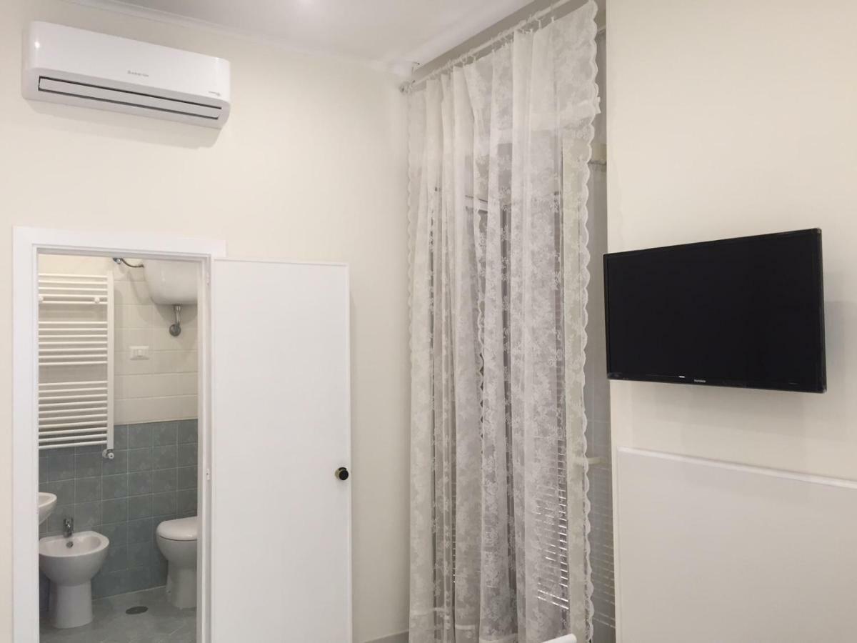 Albergo Oasi Νάπολη Εξωτερικό φωτογραφία